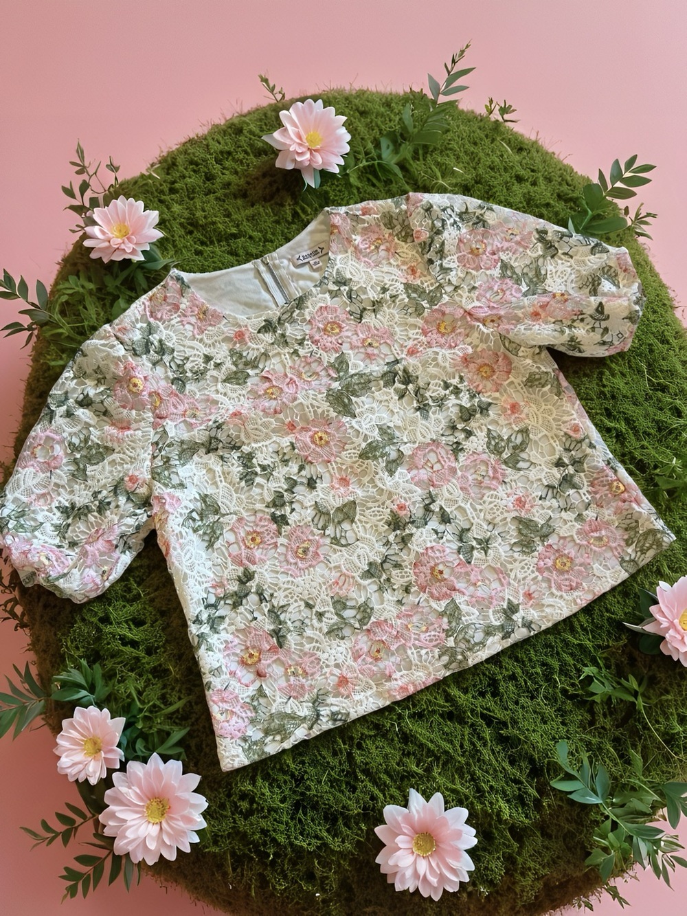 Gorgeous pink, green, and hints of yellow lace, fully lined, blouse.